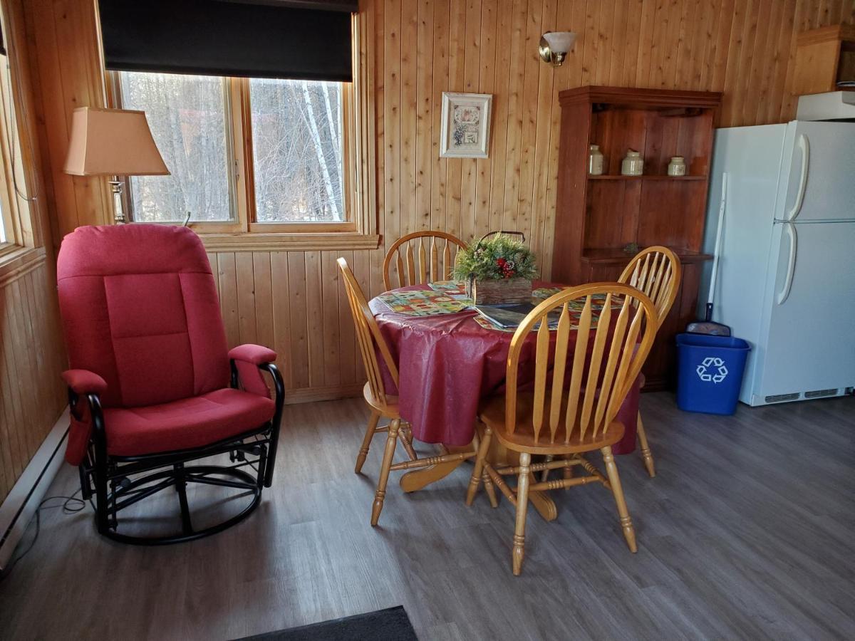 Chalets De L'Anse Ste Helene Maria Екстер'єр фото